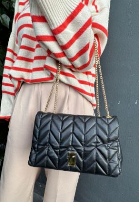 Karita Siyah Cilt Canta resmi