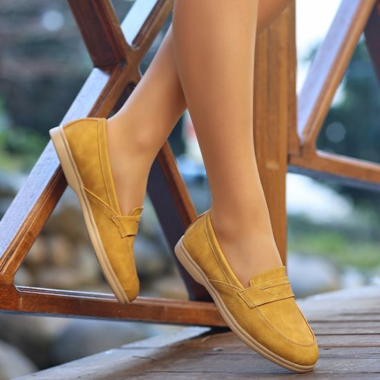 Ella Hardal Sarısı Cilt Desenli Babet Ayakkabı resmi