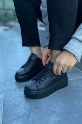 Leran Siyah Cilt Bağcıklı Spor Ayakkabı resmi