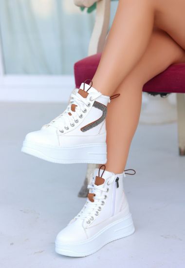 Pone Beyaz Cilt Taba Detaylı Bağcıklı Bot resmi