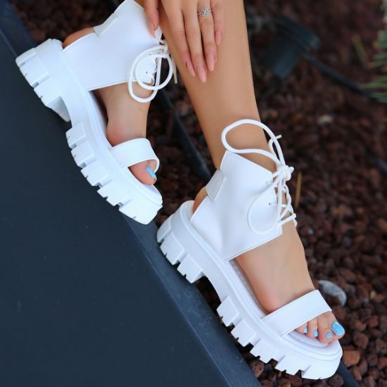 Lary Beyaz Cilt Sandalet resmi