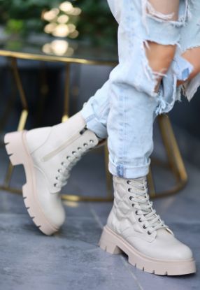 Lyri Nude Cilt Bağcıklı Bot resmi