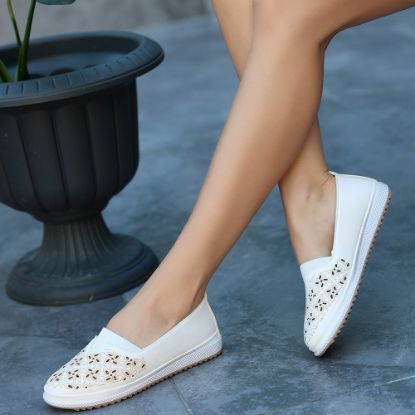 Piyer Beyaz Cilt Babet Ayakkabı resmi